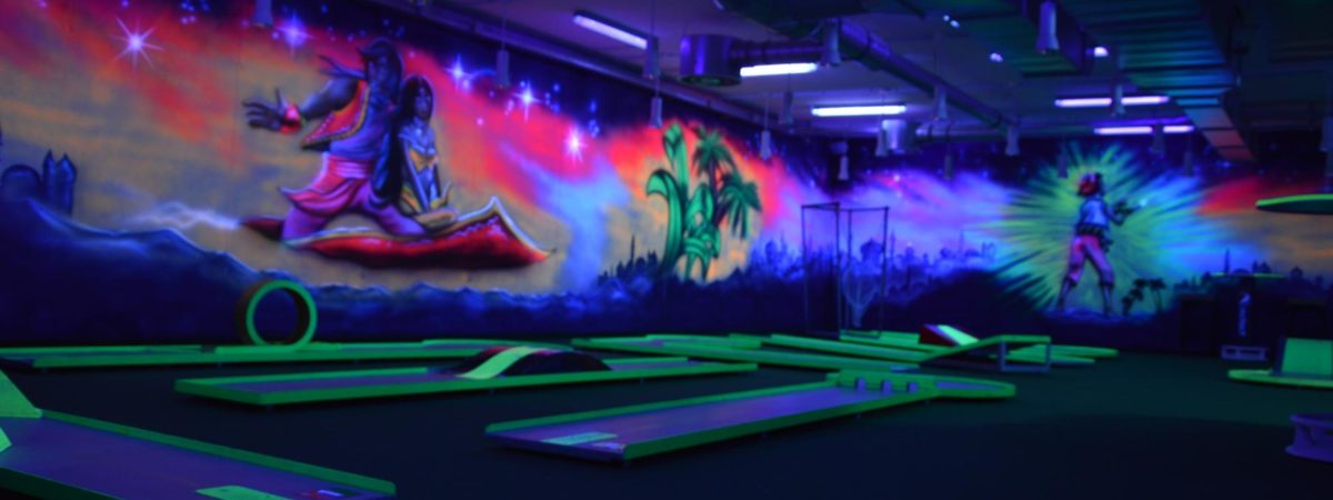 Indoor-Minigolf Geburtstagsparty in Europas größtem Bowlingcenter